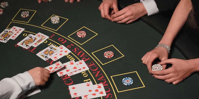 Game blackjack có lối chơi đơn giản vô cùng thu hút